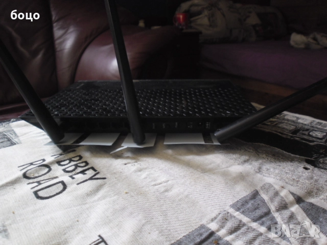 Продавам рутер усилвател NETGEAR EX7000 AC1900, снимка 3 - Рутери - 52475094