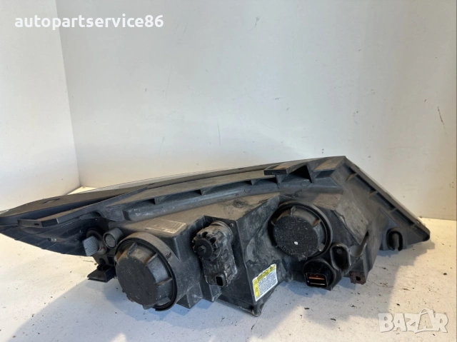 ксенонов фар – преден ляв, за Kia Sorento 2.2 дизел, 2012 г., снимка 3 - Части - 53160338