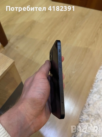 iPhone 12 + iPhone XR – бартер за PlayStation (PS4/PS5), снимка 3 - Apple iPhone - 53929699