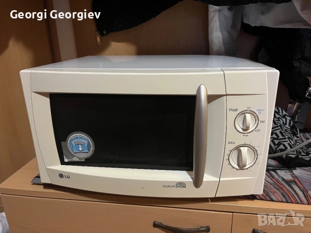 Микровълнова фурна LG, снимка 2 - Микровълнови - 53213685