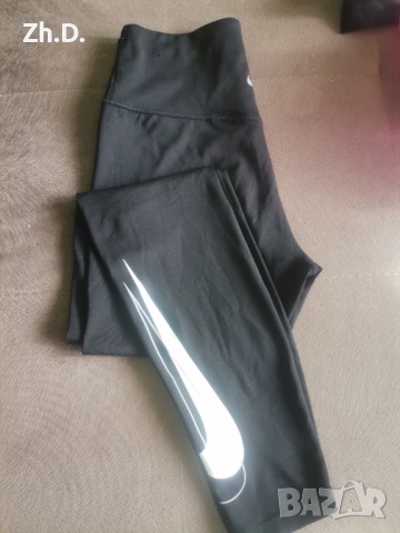 Дамски клин dri fit Nike , снимка 5 - Клинове - 53934598