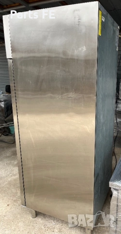 Професионален фризер вертикален profesionalen vertikalen frizer, снимка 3 - Хладилни витрини и фризери - 53934948