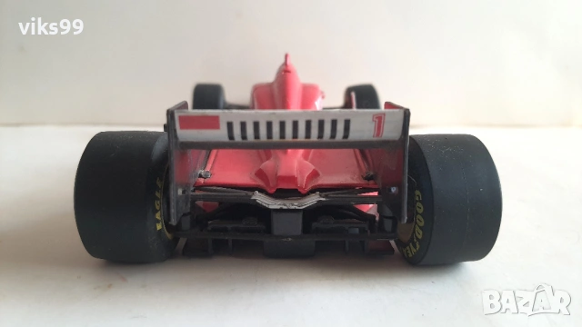 Ferrari F310 1996 Shell Schumacher - 1:20 - Maisto, снимка 4 - Колекции - 53768788