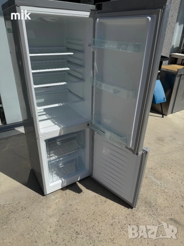 Хладилник с фризер Siemens 144см , снимка 3 - Хладилници - 51579648