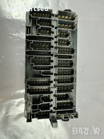 FUSE BOX Бушонно Табло за VW AUDI GOLF PASSAT 357937039, снимка 3 - Части - 49257122