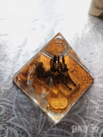 Пирамида , поставка за химикалки, снимка 8 - Антикварни и старинни предмети - 54182259