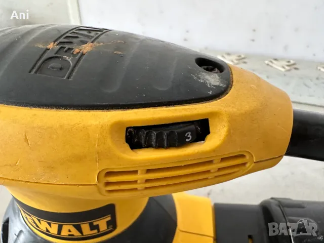 Ексцентрик шлайф - Dewalt 280 W, снимка 2 - Други машини и части - 46914252