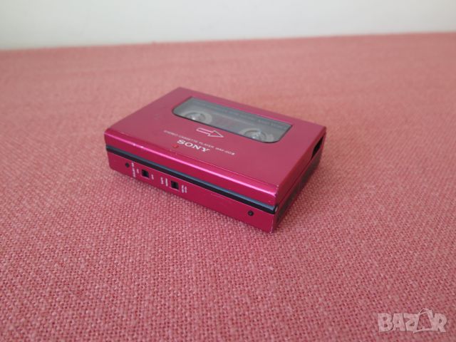 Sony walkman quartz WM-DD3 Red,1989г, снимка 7 - Радиокасетофони, транзистори - 46606067