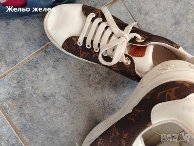 Рейбук39,5 Луис Витон Пепе джинси 38,5номер, снимка 5 - Маратонки - 52565295