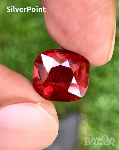 Гранат голям със сертификат AGL