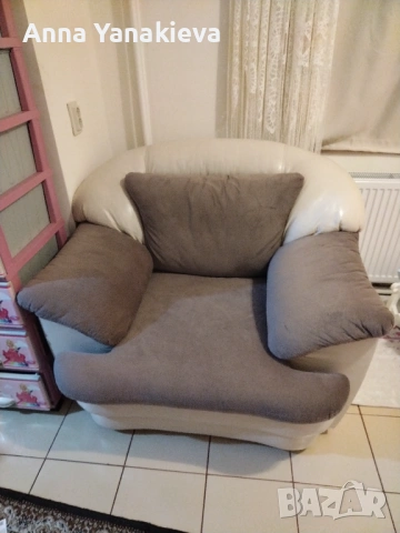 Продавам фотьойл за 40 евро. Намира се в град Козлодуй. 