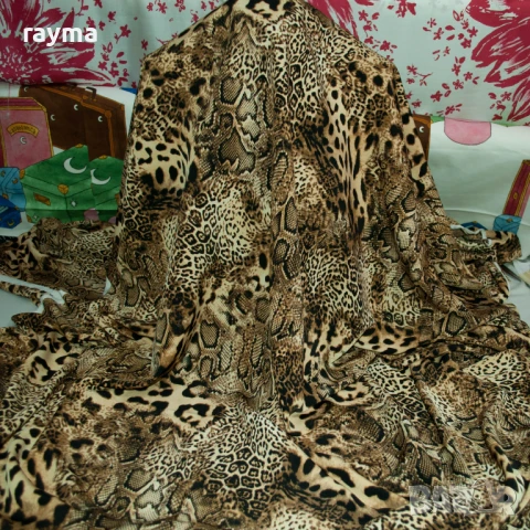 -40% Плат Just Cavalli жоржет животински принт, снимка 5 - Рокли - 50916287