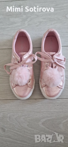 Обувки за момиче 