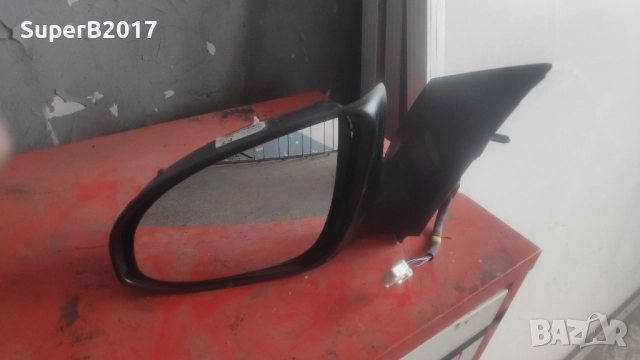 Продавам - оригинално ляво огледало за Тойота Аурис 2016 г.  за части
