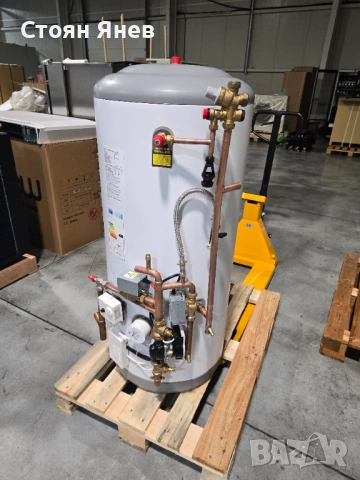 Неръждаем бойлер 180 литра със серпентина ,помпа и трипътни вентили