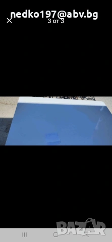 продава се бяла и красива маса 30 евро