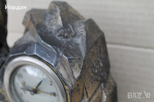 Настолен часовник с латерна, снимка 4 - Антикварни и старинни предмети - 49713597