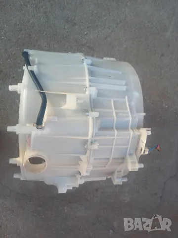 Продавам на  части  пералня Samsung WF70F5E5U4X, снимка 16 - Перални - 49511526