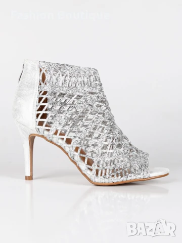 Сребристи сандали на ток, снимка 9 - Сандали - 51245863