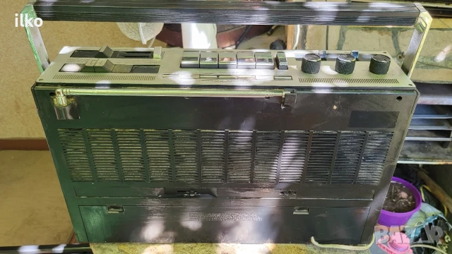 PHILIPS 584 SPATIAL STEREO, снимка 10 - Радиокасетофони, транзистори - 51308143