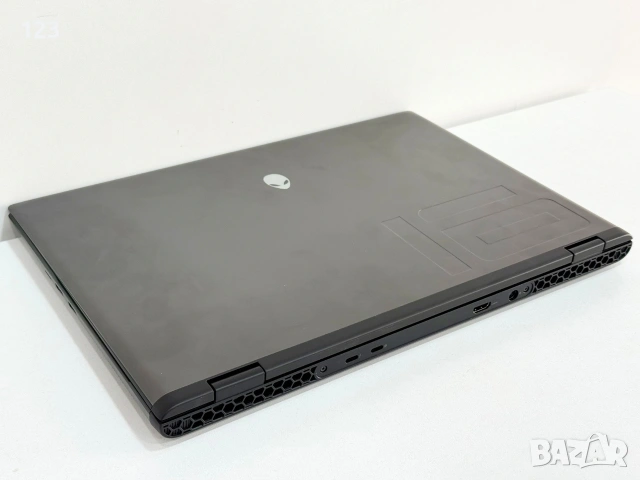 Gaming Alienware M16 R2 Ultra 9 185H RTX4060 240Hz 2.5K WQXGA Laptop Геймърски Лаптоп, снимка 4 - Лаптопи за работа - 53998905