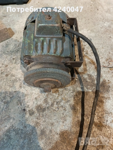 Електромотор (шмиргел) 220в , 1.5кв,1420 об/мин., снимка 5 - Други инструменти - 52333502