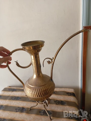 Стар ибрик за декорация