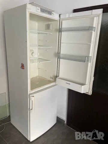 Хладилник , снимка 2 - Хладилници - 50910571