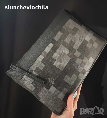 Чанта Louis Vuitton Takeoff Pouch