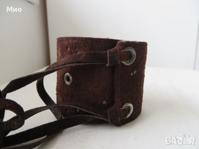 Колан естествен велур, 65 см. 