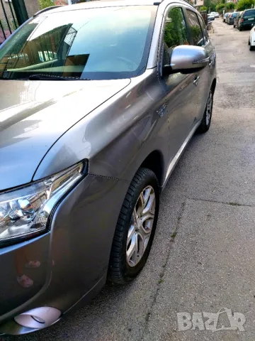 Mitsubishi Outlander 2.0 phev plug in hibrid, снимка 3 - Автомобили и джипове - 46634121