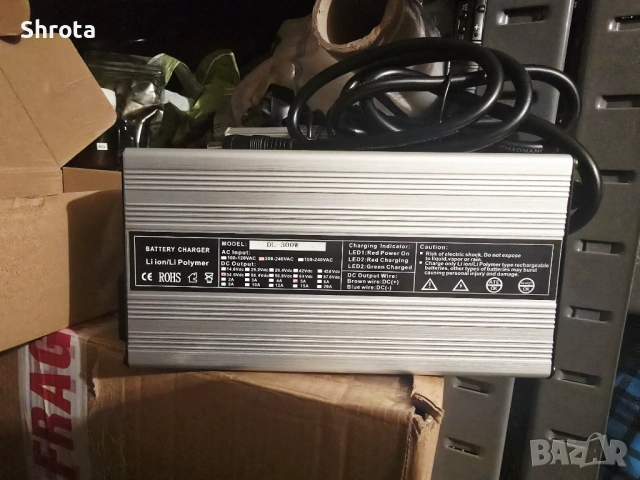 Зарядно DL-300W DL-360W, 48V зарядно 54.6V 5A – 6A, снимка 3 - Друга електроника - 54279674