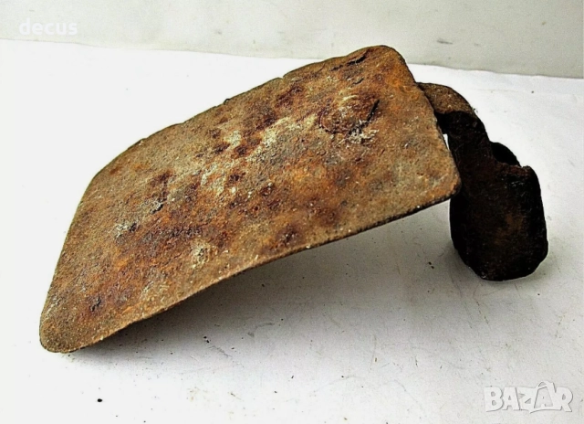 Антична желязна мотика – Много рядък земеделски инструмент, снимка 2 - Антикварни и старинни предмети - 51456409