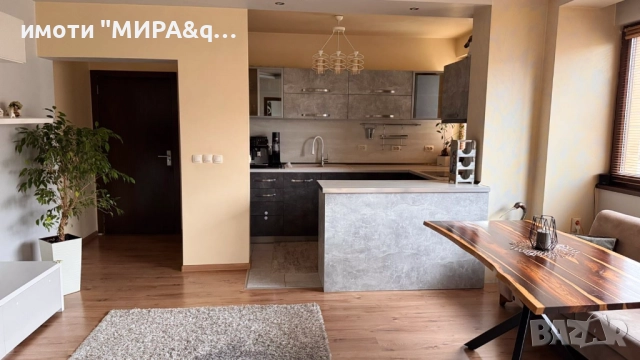 Тристаен апартамент - топ център, гр. Хасково, снимка 4 - Апартаменти - 52539019