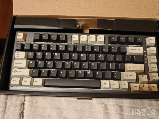 Yunzii RT80 Magnetic Hall Effect Rapid Trigger SOCD Магнитна геймърска Клавиатура (Pre-Built), снимка 2 - Геймърски - 53977100