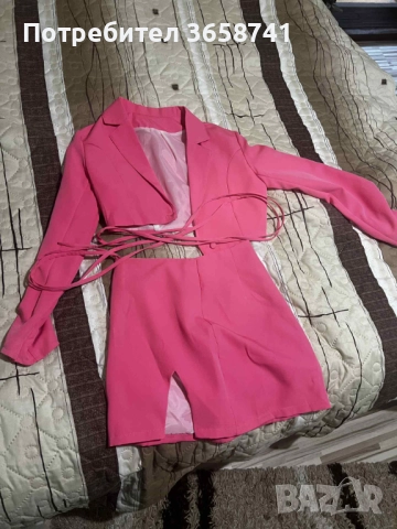 Сет пола и късо сако с връзки 