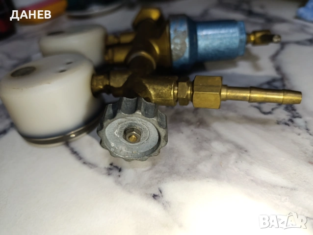 Продавам редуцир вентил, снимка 3 - Други машини и части - 54019965