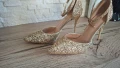Продавам уникални златни обувки , снимка 4