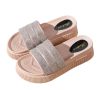Изискани дамски плажни чехли със завладяващ блясък, снимка 1 - Чехли - 45847202