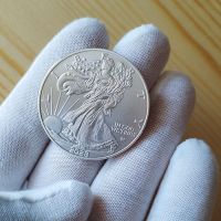 Оригинална сребърна монета American Eagle 2023 инвестиционна 1 тройунция, снимка 3 - Колиета, медальони, синджири - 45425730