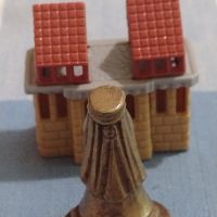 Метална фигура играчка KINDER SURPRISE Кралица с Кралство за КОЛЕКЦИОНЕРИ 23361, снимка 6 - Колекции - 45467432