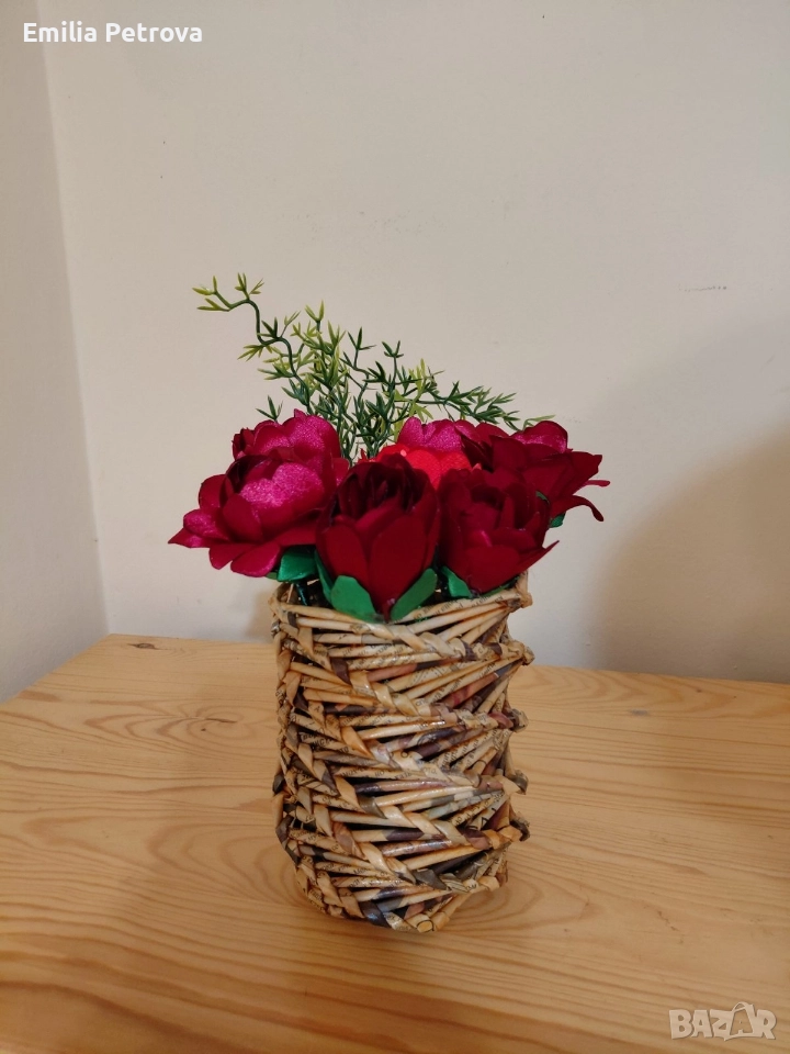 ваза с цветя, снимка 1