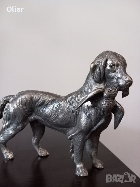 Много красива и детайлно  изработена статуетка на ловно куче. Бронз., снимка 1