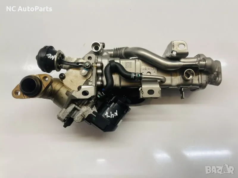 ЕГР клапан за БМВ BMW 5 серия 520d F10 N47D20C 2.0 дизел BORGWARNER 7822350 2012, снимка 1