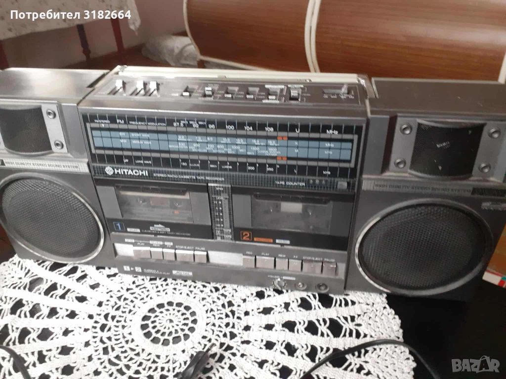 Касетофон Хитачи за ремонт или части, снимка 1
