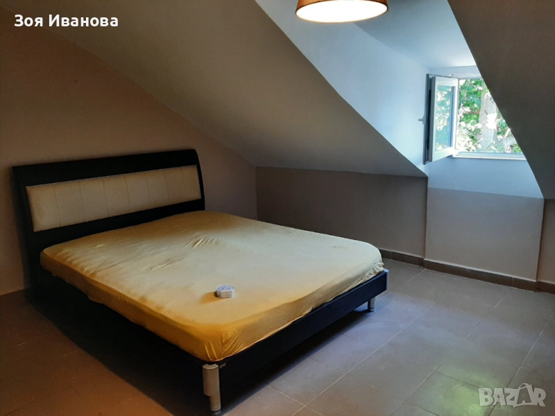 Под наем ателие, таван,гр. Враца-Център, снимка 1