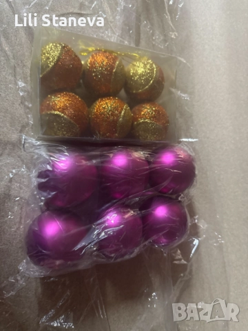 Комплект перлени коледни топки – 6 броя в различни цветове + подарък 6бр златисто блестящи топки., снимка 2 - Декорация за дома - 52341184