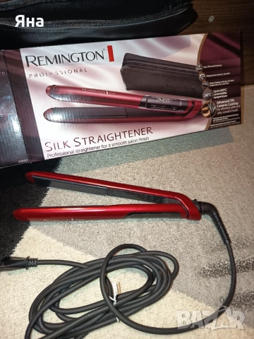 Червена преса за коса Remington S9600, LCD, 240 градуса, Керамично покритие