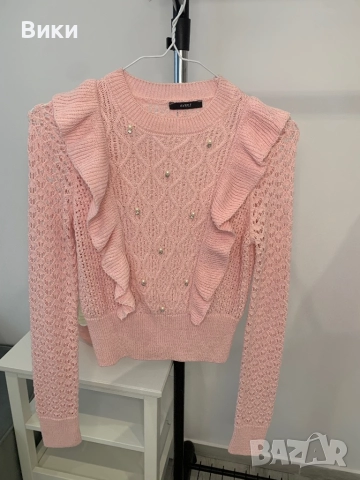 Нов пуловер с перли и камъни, снимка 2 - Блузи с дълъг ръкав и пуловери - 51595827