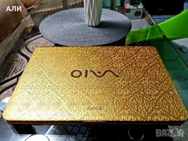  Sony Vaio Signature Gold Arabesque

, снимка 2 - Лаптопи за работа - 49030529